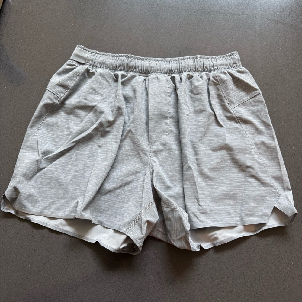 Lululemon Athletica Gray Athletic Shorts Lightweight Elastic Waist
